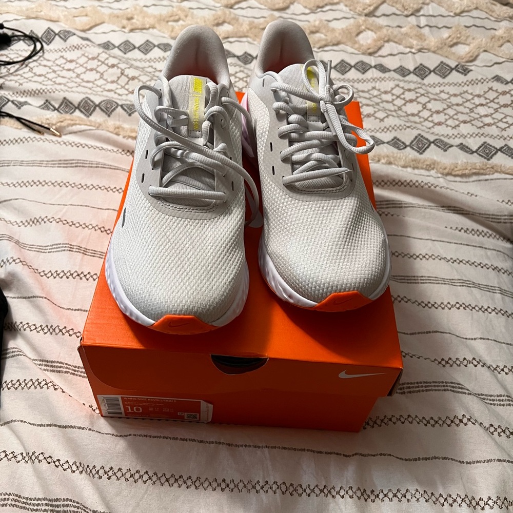 Nike